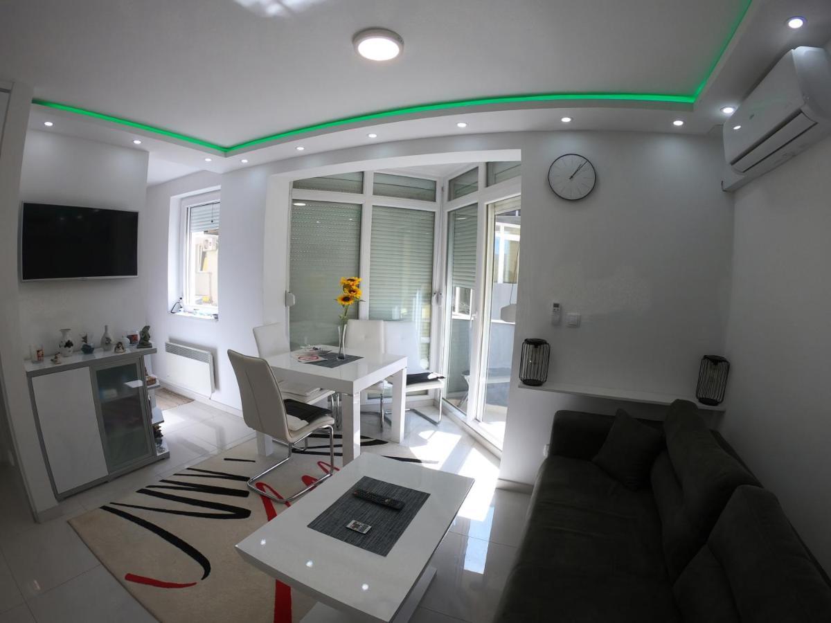 Apartmani K&V Веліко-Ґрадіште Екстер'єр фото